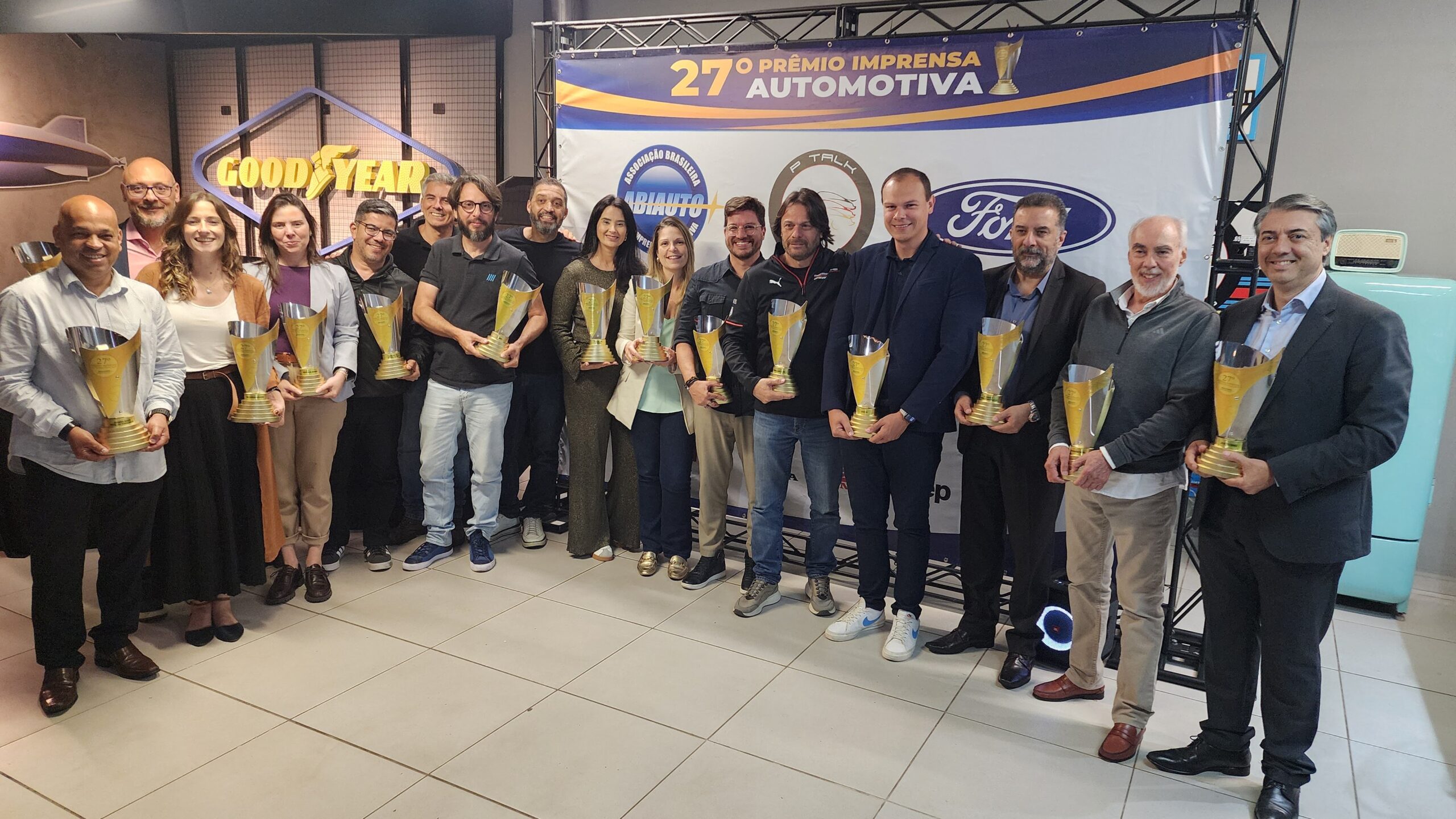 Volkswagen Tera é o grande vencedor do 27º Prêmio Imprensa Automotiva